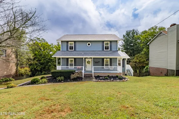 9916 CEDAR CROFT CIR