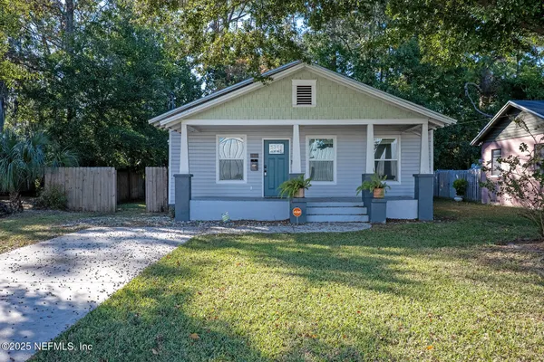 2818 WHITE AVE