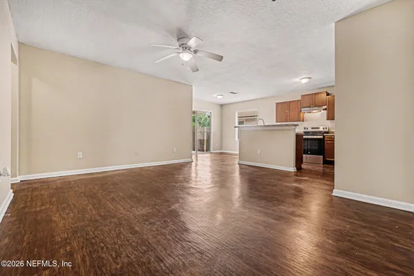 5759 VILLAGE POND CIR