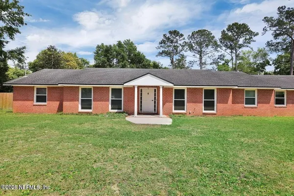 11707 VILLAGE LN