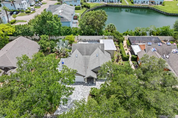 106 ANASTASIA LAKES DR