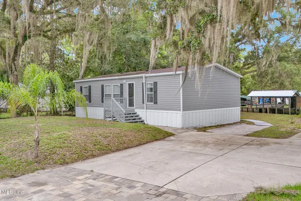 103 RIVERSHORE DR