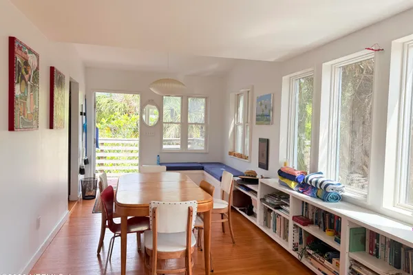 115 AZALEA PL