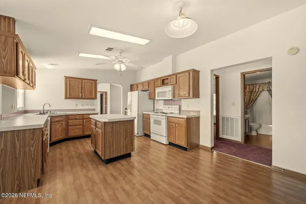 305 PALMETTO BLUFF RD