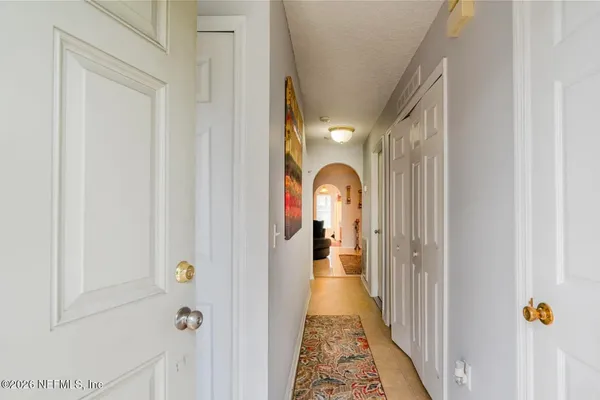 11898 LAKE BEND CIR