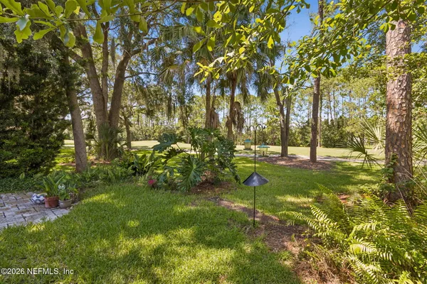 833 PUTTERS GREEN WAY