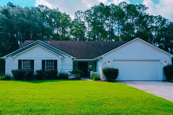 713 CHESSWOOD CT