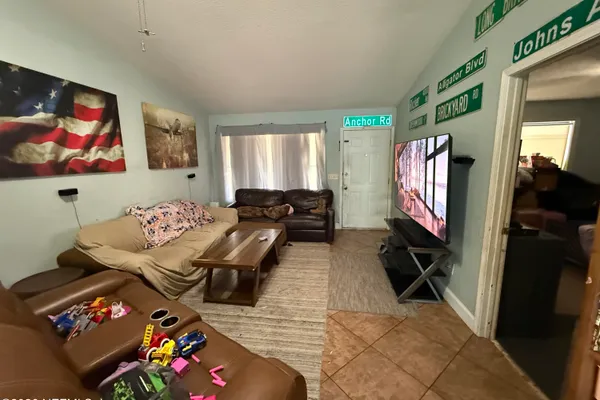 10516 TIMBER CREEK LN