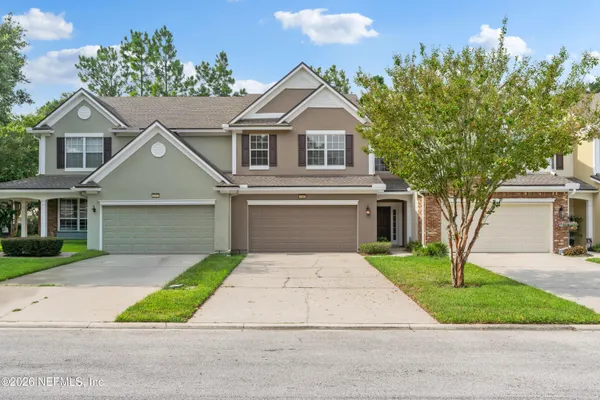 6486 YELLOW LEAF CT