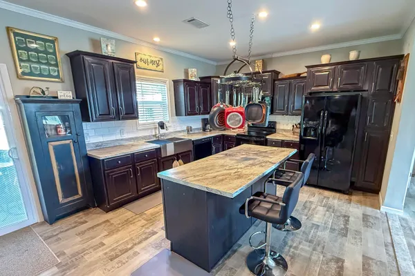 1195 COUNTY RD 309
