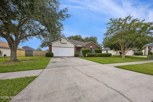 1362 HADEN LN