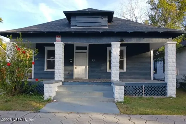 1137 E 14TH ST