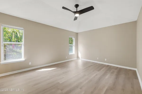 1712 CHANDELIER CIR
