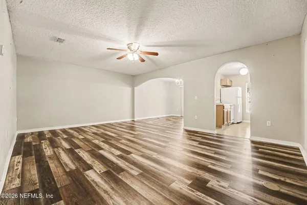 11608 HICKORY OAK DR