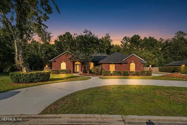 1138 COPPERFIELD CIR