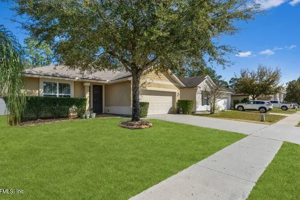 11768 LAKE BEND CIR