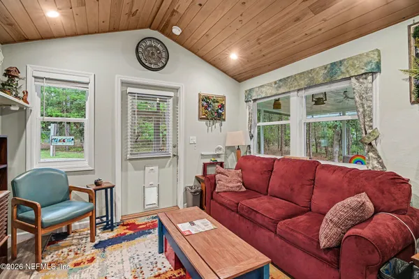 304 GROVE ST