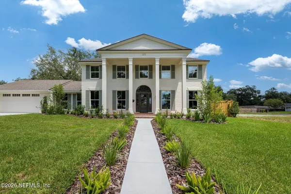 4275 POINT LA VISTA RD