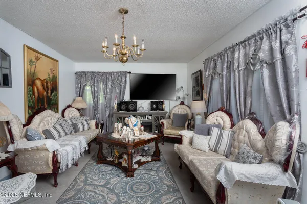 119 OAK WAY