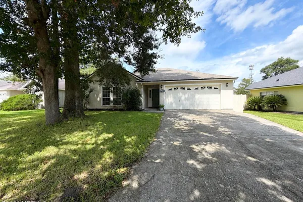 1634 SPRING OAKS LN