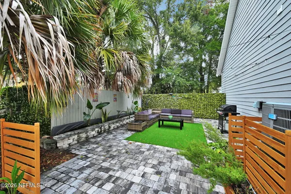 4 E SAN CARLOS AVE