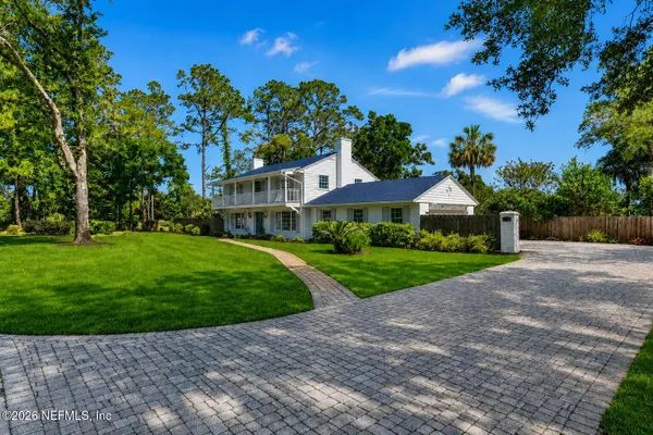 8239 HOLLYRIDGE RD