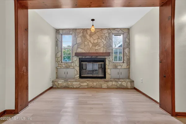 4748 BEVERLY CIR