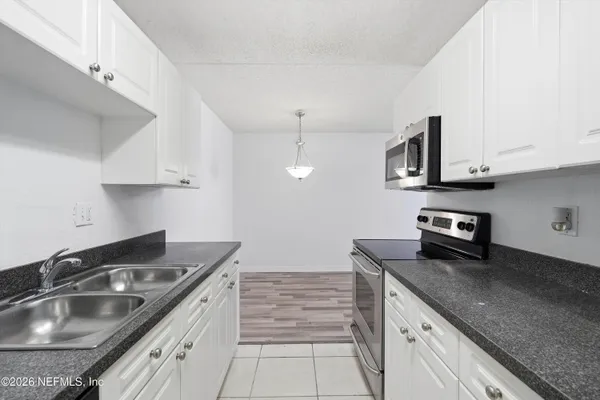 355 MONUMENT RD 10 D1