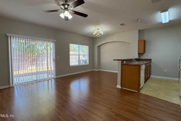 5260 COLLINS RD 1504