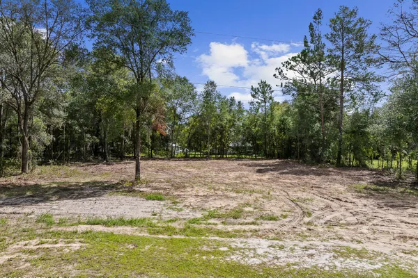 140 CHEROKEE DR
