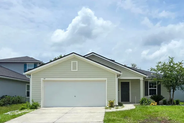 3051 GREYWOOD LN