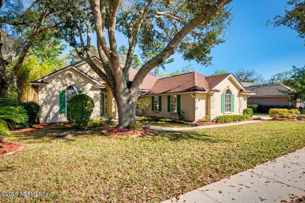3833 DEER CHASE PL