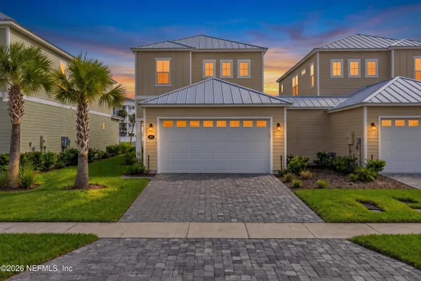 385 RUM RUNNER WAY