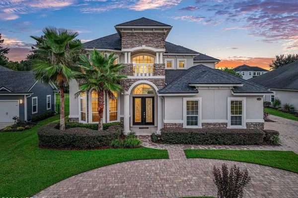 3298 SHINNECOCK LN