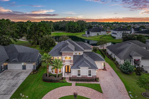 3298 SHINNECOCK LN