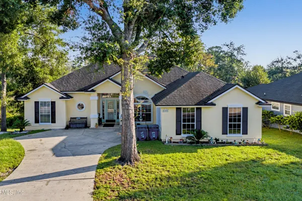 809 PINE MOSS RD