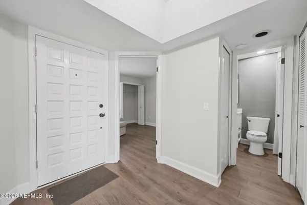 3809 LAVISTA CIR 210