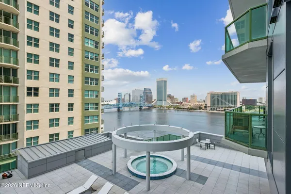 1431 RIVERPLACE BLVD 1004
