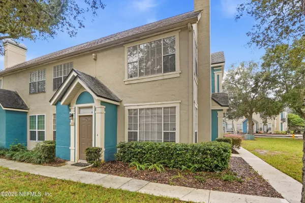 13703 RICHMOND PARK DR 2109
