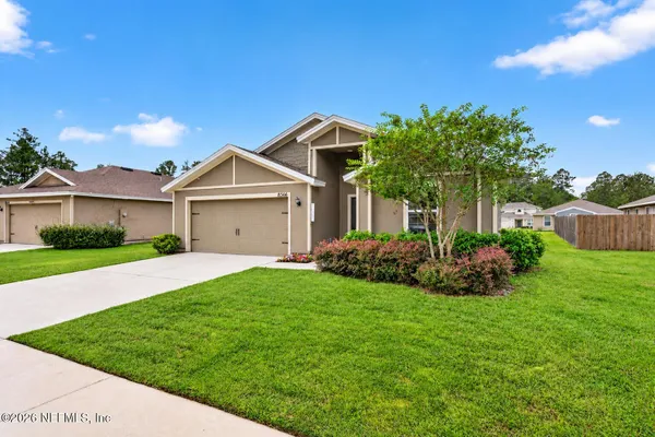 8566 NEWNAN LAKE DR