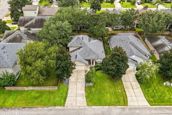 1759 FERNCREEK DR