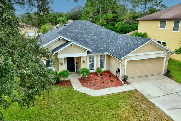 650 WAKEVIEW DR