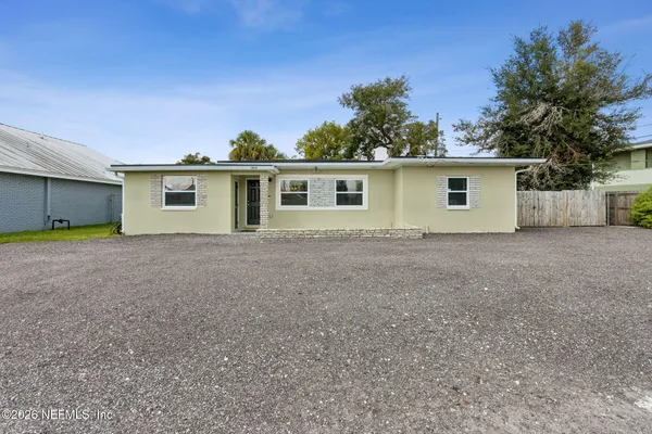 1814 BLANDING BLVD