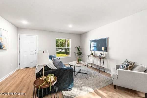 210 W 54TH ST