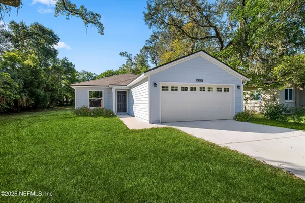 210 W 54TH ST