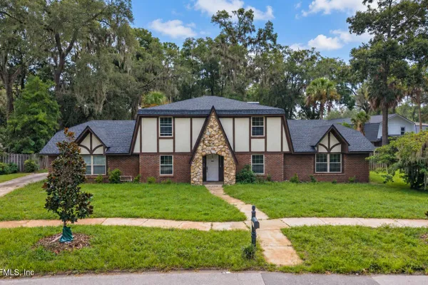 4463 RIVER TRAIL RD