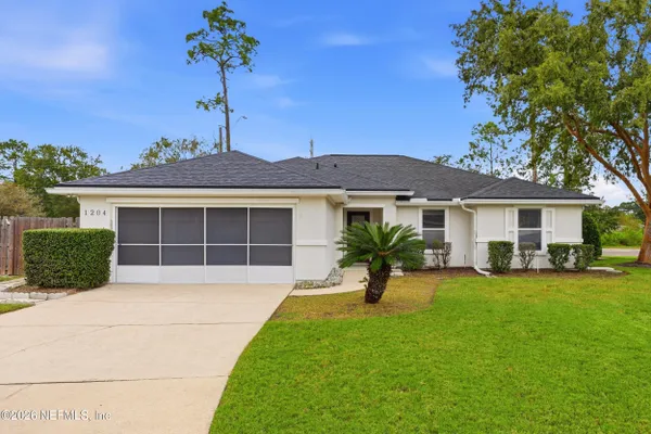 1204 SUMMIT OAKS DR