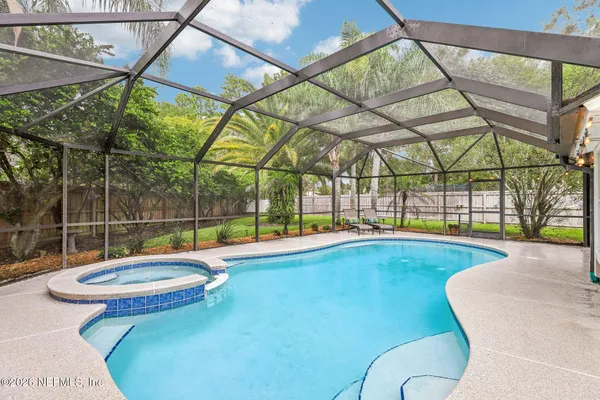 1048 BUTTERCUP DR