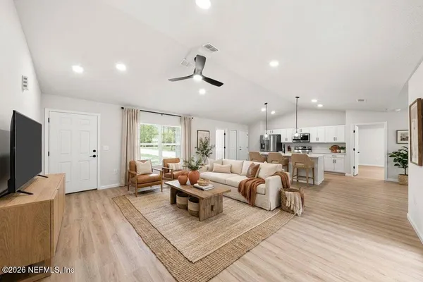 5792 SILVER SANDS CIR