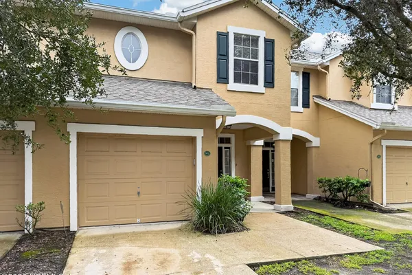 5260 COLLINS RD 502